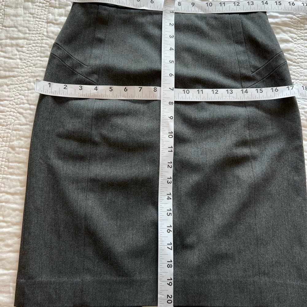 Express pencil skirt, woman size 2 - Picture 6 of 7